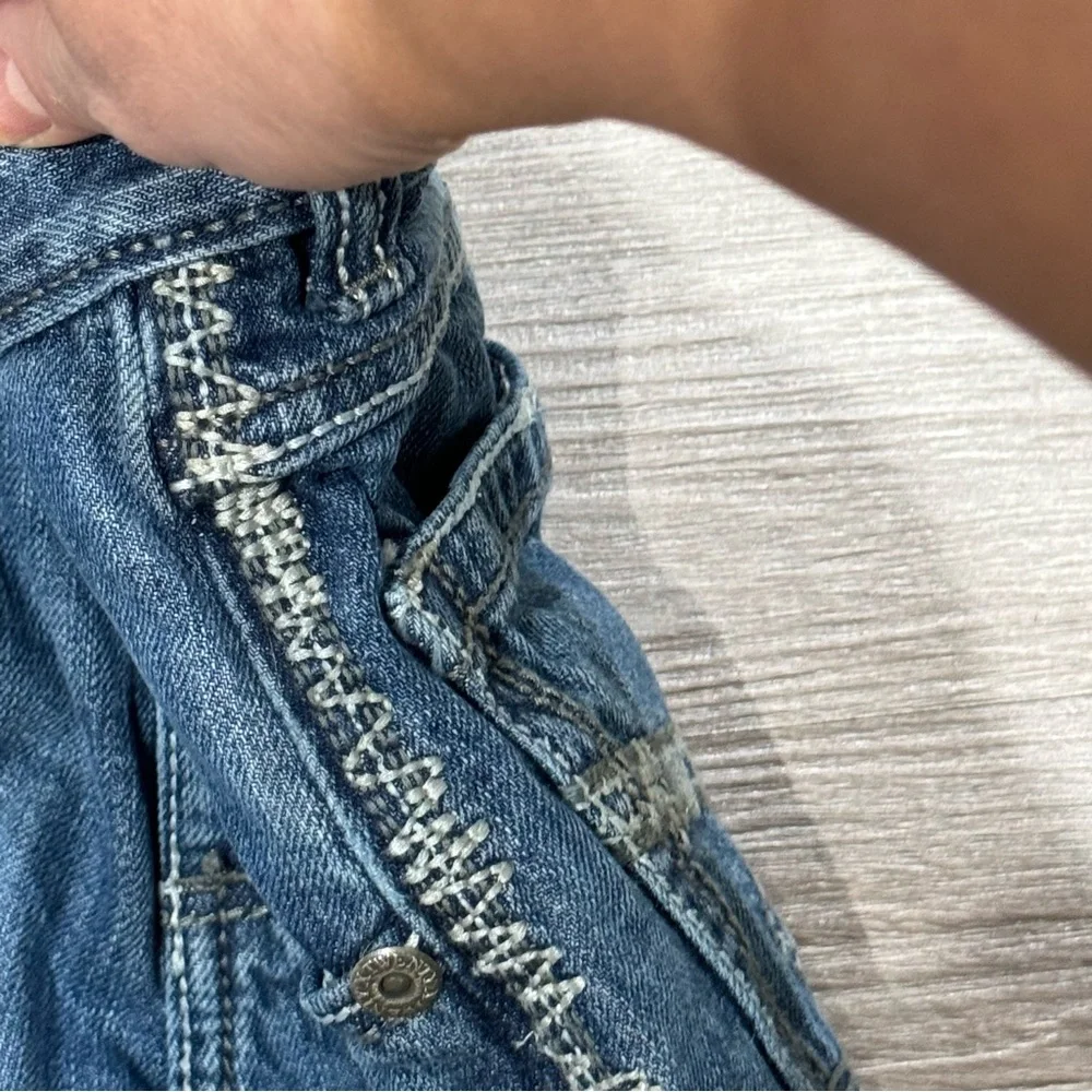 Wrangler questions leave